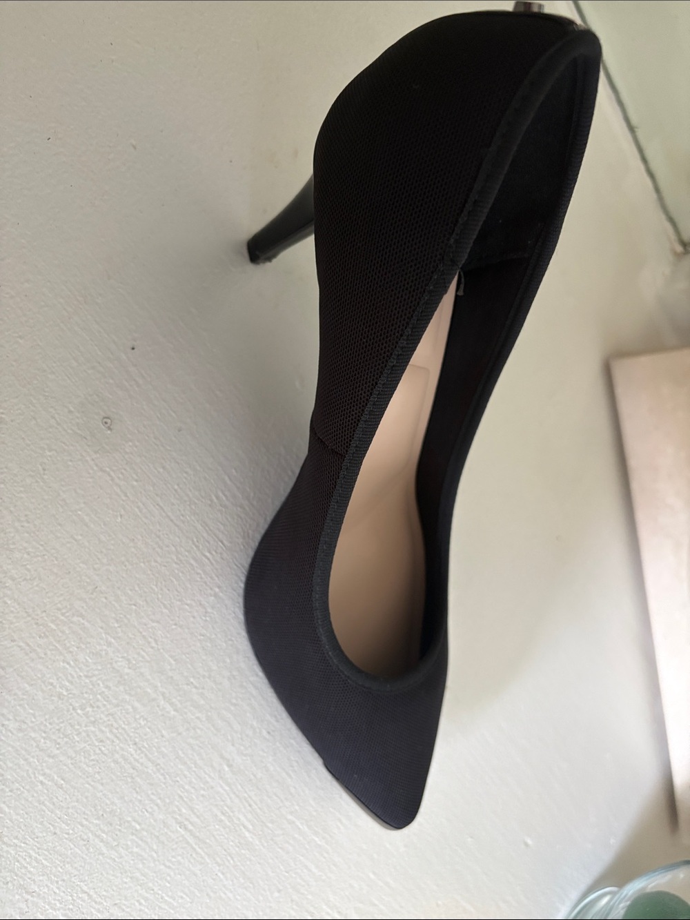 Jones of New York Classic Black Pointed Toe Stiletto Pump